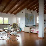 J&j House בית אירוח Castelmarte