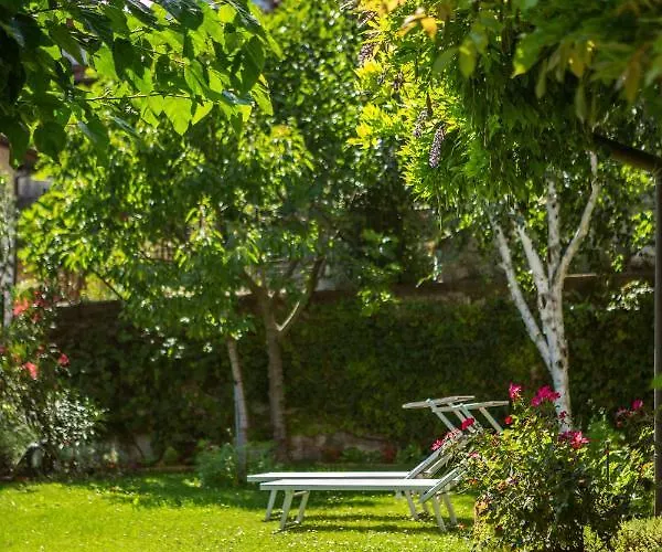 J&j House Accommodatie bij particulieren Castelmarte