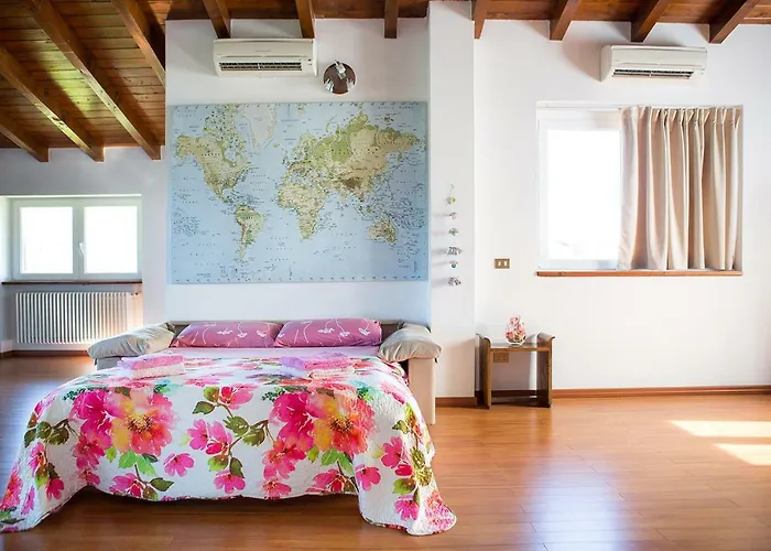 J&j House Accommodatie bij particulieren Castelmarte