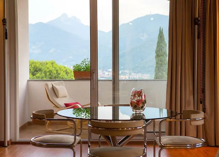 J&j House Séjour chez l'habitant Castelmarte