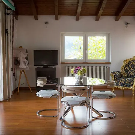 J&j House Ubytování v soukromí Castelmarte