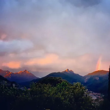 J&j House Castelmarte