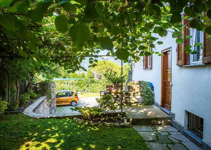 J&j House Ubytování v soukromí Castelmarte