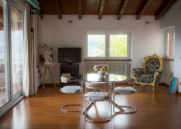 J&j House Ubytování v soukromí Castelmarte